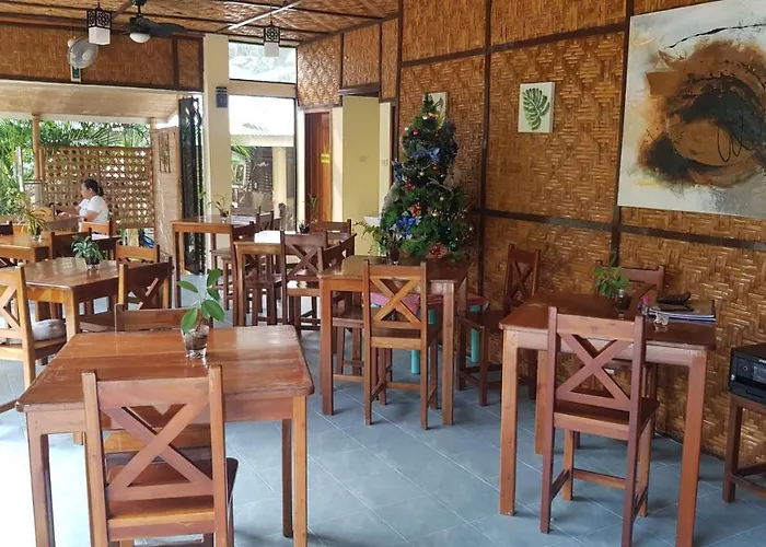 Paraiso Cave & Restaurant & Hotel